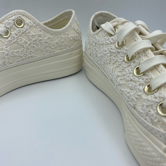 Converse Chuck Taylor All Star Off-White Chuck 70 All Star Lift - Picture 4 of 8